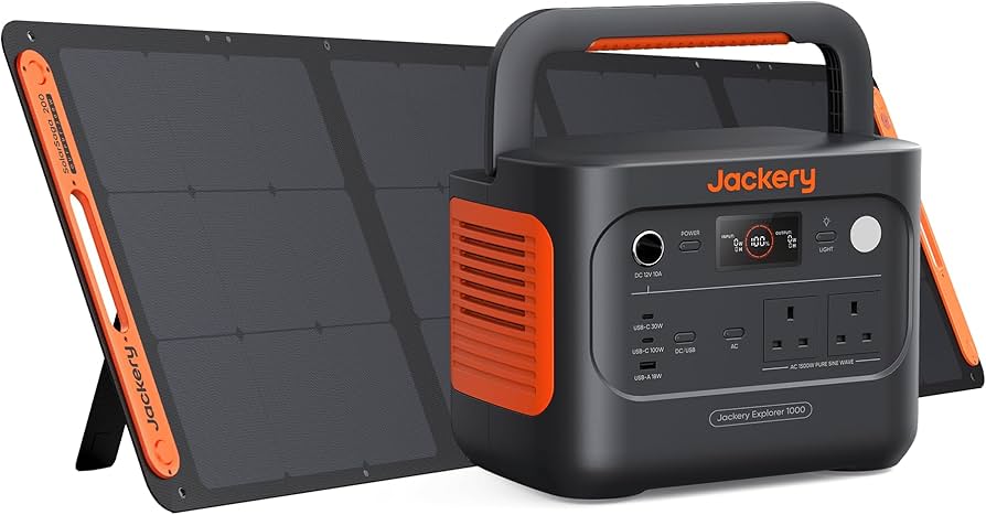 Solar panels and batteries for UK homes